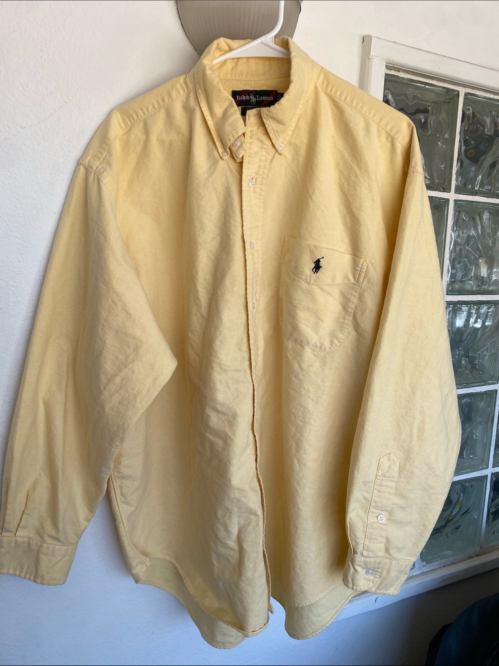 Vintage.Ralph Lauren Pale Yellow Button-Down Shirt
